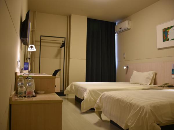Jinjiang Inn Beijing Fengtai East Avenue Railway Station : photo 3 de la chambre chambre lits jumeaux