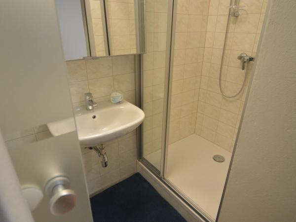 Pension Elisabeth - Rooms & Apartments : photo 3 de la chambre studio