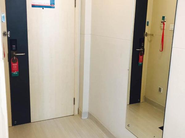 Jinjiang Inn - Beijing Olympic Village Datun Road : photo 1 de la chambre chambre lit queen-size a affaires