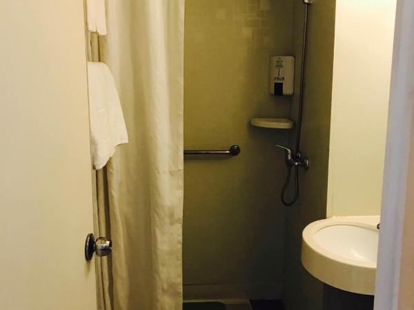 Jinjiang Inn - Beijing Olympic Village Datun Road : photo 2 de la chambre chambre lit queen-size affaires b