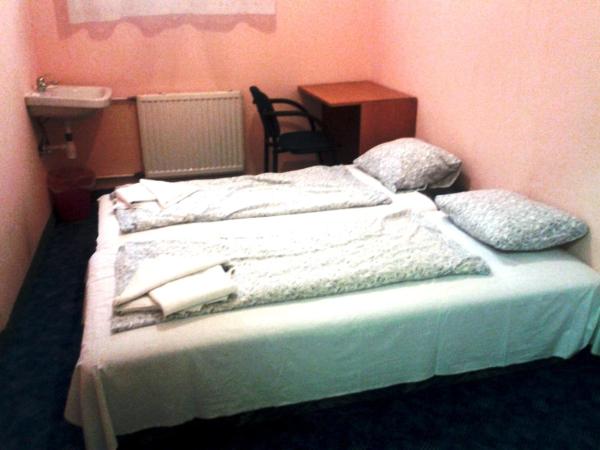 Carmen Pension : photo 3 de la chambre chambre double Économique - sous-sol