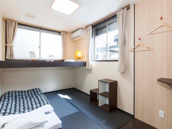 Fujitaya BnB : photo 2 de la chambre chambre lits jumeaux avec lit d’appoint - 301