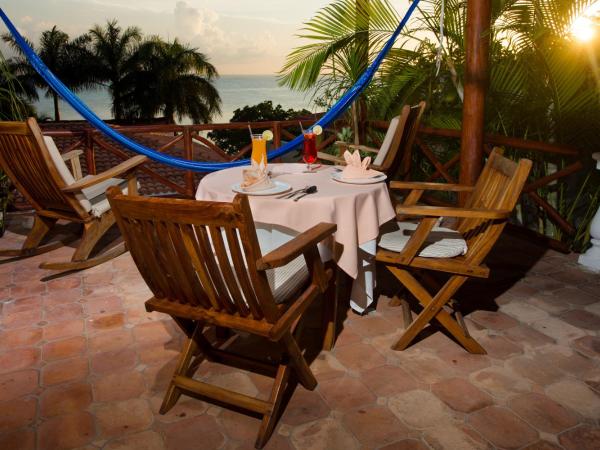 Hotel La Joya Isla Mujeres : photo 1 de la chambre chambre lit king-size