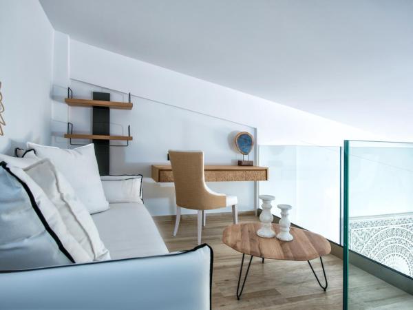 Abaton Island Resort & Spa : photo 5 de la chambre chambre loft de luxe avec piscine privée - front de mer