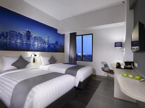 Hotel Neo+ Kebayoran Jakarta : photo 6 de la chambre chambre double ou lits jumeaux standard