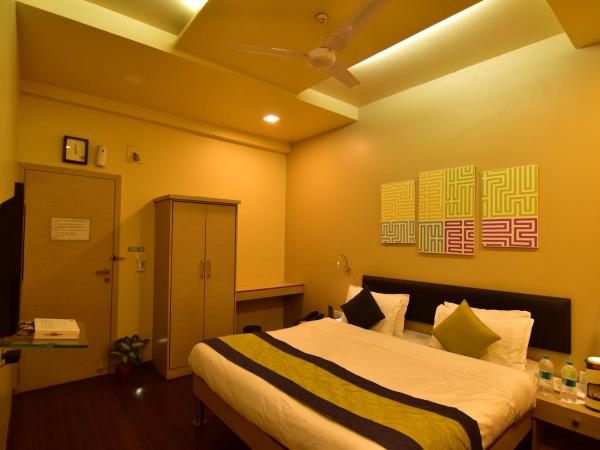 MY Bizz Hotel Sapna : photo 10 de la chambre chambre double supérieure avec ventilateur