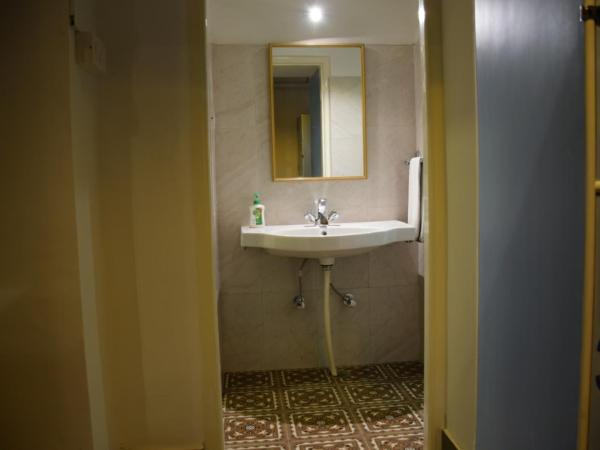 Jaipur Jantar Hostel : photo 5 de la chambre dortoir climatisé odhni 10 lits