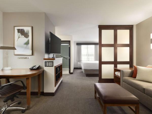 Hyatt Place Portland Airport/Cascade Station : photo 6 de la chambre chambre lit king-size avec canapé-lit - Étage supérieur