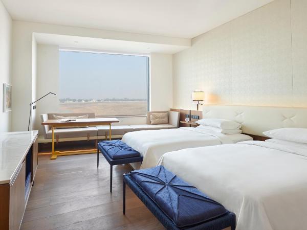 Andaz Delhi Aerocity- Concept by Hyatt : photo 6 de la chambre chambre lits jumeaux - vue sur piste