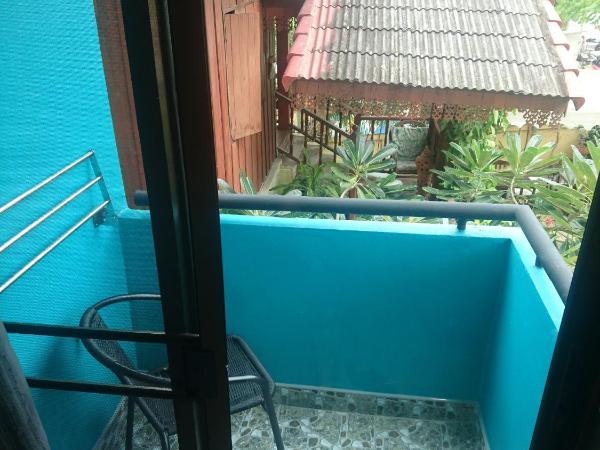 Thapae Gate Lodge : photo 9 de la chambre chambre double deluxe avec balcon