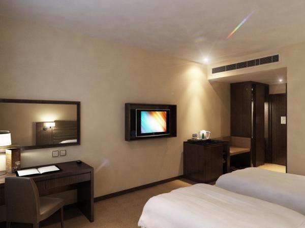 Lintas View Hotel : photo 4 de la chambre chambre lit king-size premier