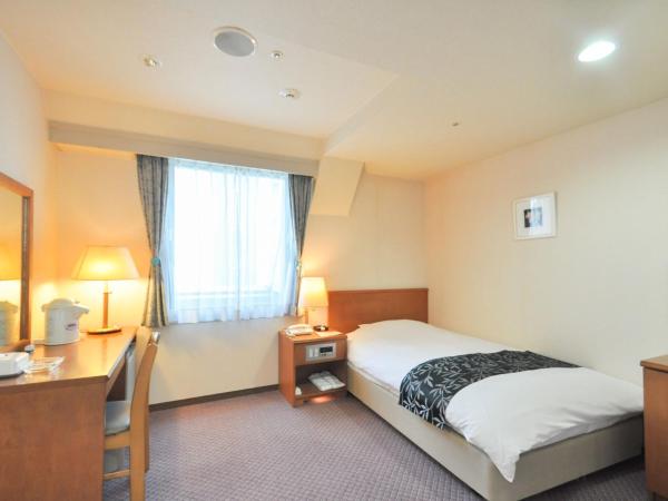 Kobe City Gardens Hotel (Formally Hotel Kobe Shishuen) : photo 4 de la chambre chambre double avec petit lit double - fumeurs