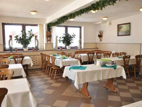 Ośrodek Wypoczynkowy Pod Stokiem : photo 1 de la chambre chambre triple avec salle de bains