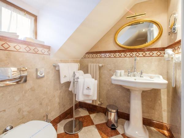 Alchymist Grand Hotel and Spa - Preferred Hotels & Resorts : photo 4 de la chambre chambre familiale