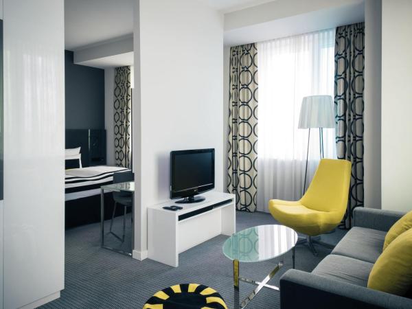 Vienna House by Wyndham Andel's Berlin : photo 9 de la chambre suite double junior