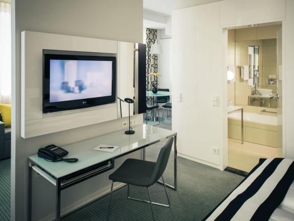 Vienna House by Wyndham Andel's Berlin : photo 10 de la chambre suite double junior