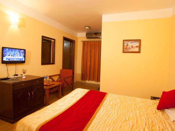 Royal Astoria Hotel : photo 1 de la chambre chambre quadruple