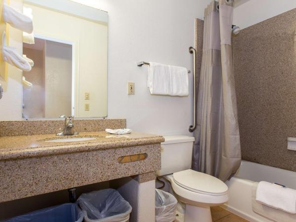 Cathedral Hill Hotel : photo 9 de la chambre chambre lit king-size - non-fumeurs