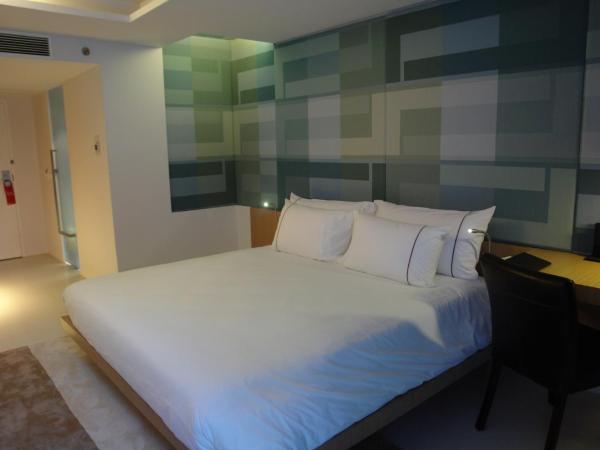 Le Fenix Sukhumvit 11 Bangkok : photo 4 de la chambre chambre familiale