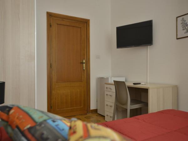 Liberty Guest House : photo 6 de la chambre chambre simple avec salle de bains privative