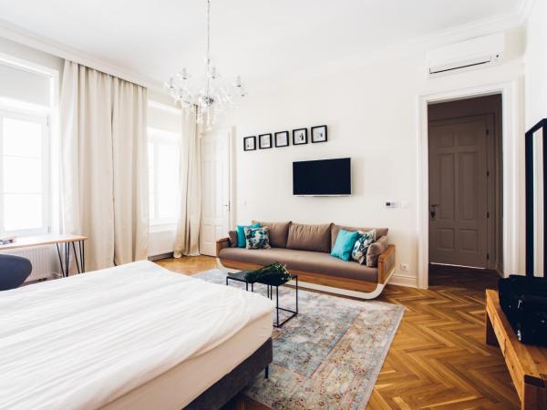 Adele Apartments : photo 6 de la chambre grande chambre double ou lits jumeaux