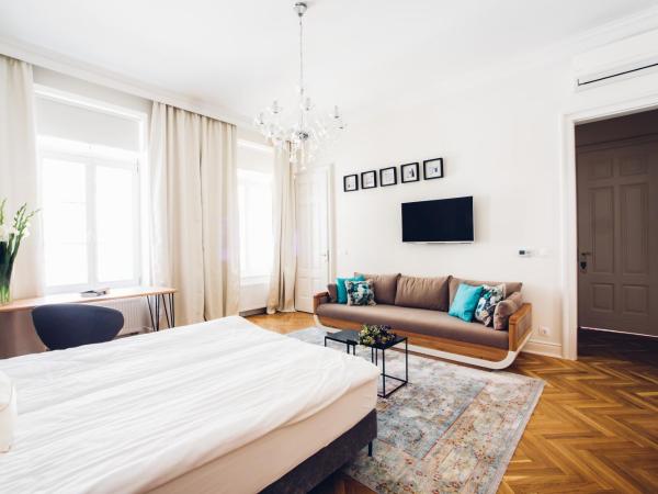 Adele Apartments : photo 3 de la chambre grande chambre double ou lits jumeaux