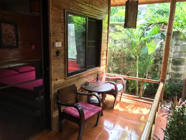 Boutique Hotel & Restaurant, Jaidee Bamboo Huts : photo 1 de la chambre deluxe bamboo bungalow 
