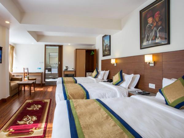 Oasis Kathmandu Hotel : photo 4 de la chambre chambre triple de luxe - service de navette gratuit depuis l'aéroport