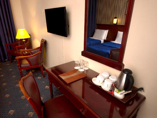 Mount Royal Hotel : photo 6 de la chambre chambre familiale quadruple