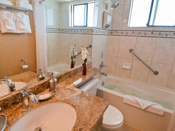 Best Western PLUS Inner Harbour Hotel : photo 4 de la chambre suite de luxe 1 chambre lit queen-size avec kitchenette - non-fumeurs