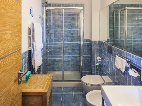 Grifo Hotel Charme & SPA : photo 5 de la chambre suite junior - vue latérale sur mer