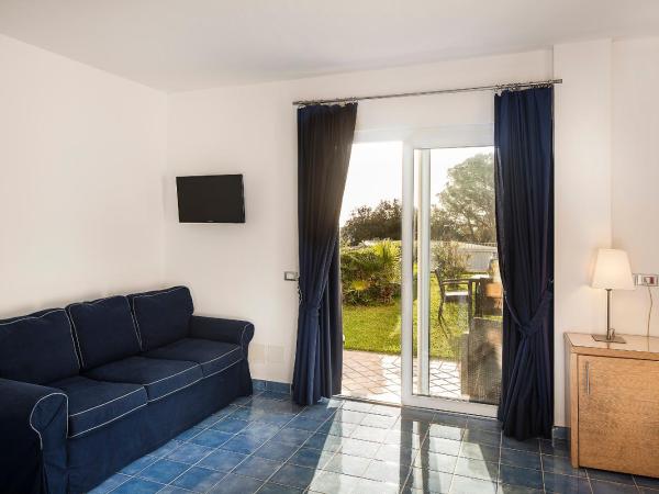 Grifo Hotel Charme & SPA : photo 7 de la chambre suite junior - vue latérale sur mer