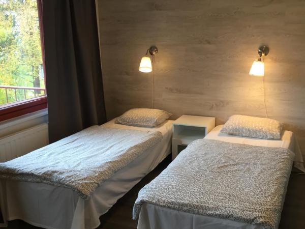 Guesthouse Borealis : photo 3 de la chambre chambre triple