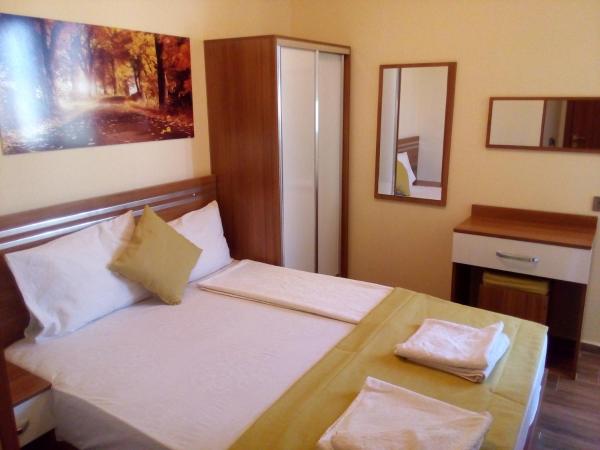 Olimpiyat Hotel Izmir : photo 2 de la chambre chambre double ou lits jumeaux