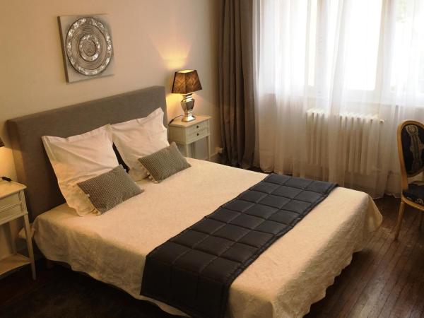 Résidence et Chambres d'Hôtes de La Porte d'Arras : photo 10 de la chambre appartement confort