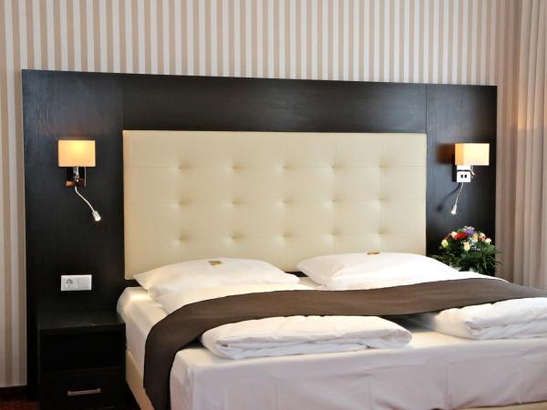 Hotel Herbst Berlin : photo 3 de la chambre chambre quadruple