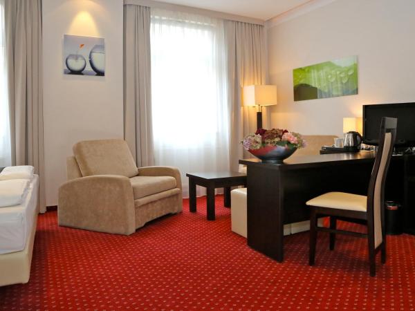 Hotel Herbst Berlin : photo 5 de la chambre chambre quadruple