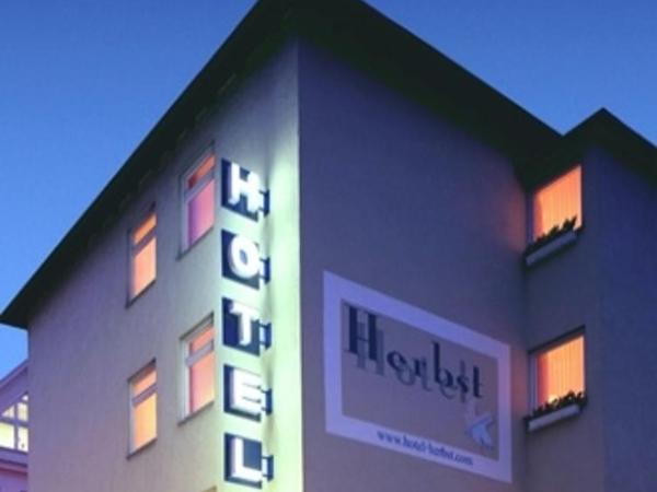 Hotel Herbst Berlin : photo 1 de la chambre chambre triple