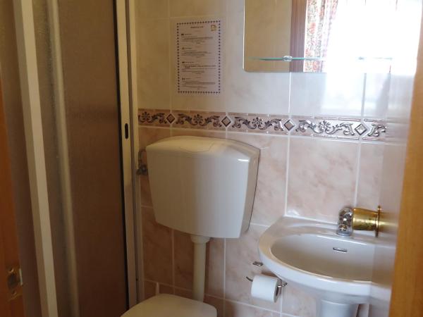 Hotel Aviz : photo 8 de la chambre chambre simple