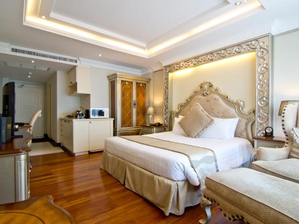 LK The Empress : photo 4 de la chambre chambre double de luxe avec baignoire spa 