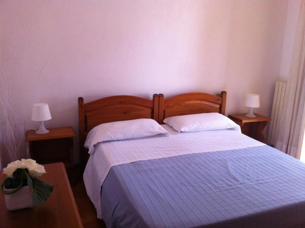 Hotel Villa Antonio : photo 1 de la chambre chambre double