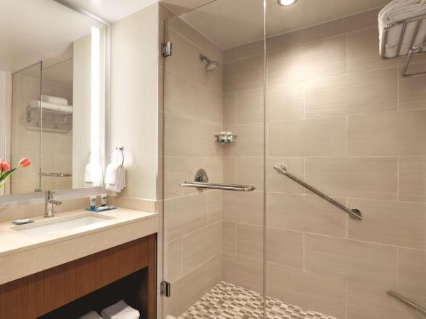 Hyatt House Virginia Beach / Oceanfront : photo 10 de la chambre suite studio lit king-size côté océan avec canapé-lit