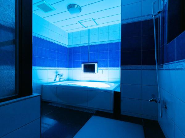 HOTEL PERRIER (Adult Only) : photo 1 de la chambre chambre lit queen-size deluxe