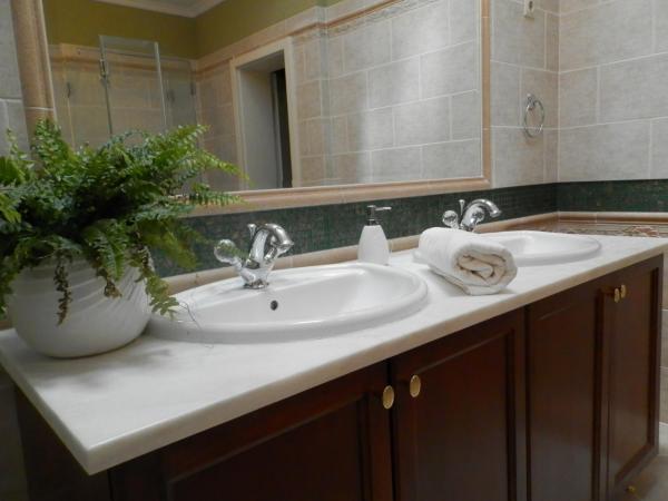 Nagyrét Panzió Eger : photo 4 de la chambre chambre familiale