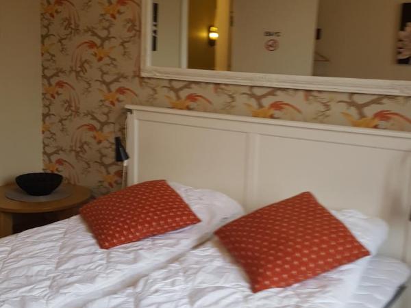 Centralstationens Vandrarhem : photo 7 de la chambre chambre double avec salle de bains commune