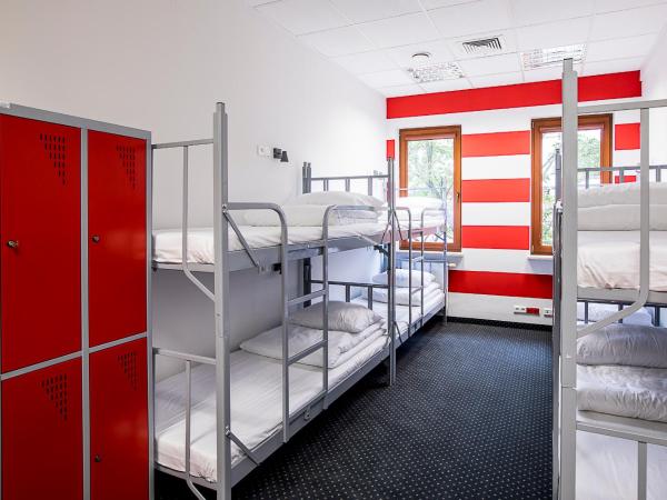 Inbed Hostel : photo 3 de la chambre bed in 8-bed male room