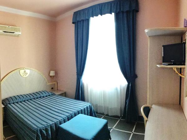 B&B Villa Primavera : photo 3 de la chambre chambre double