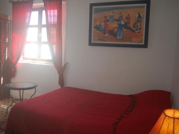 Riad Le Grand Large : photo 9 de la chambre chambre double standard