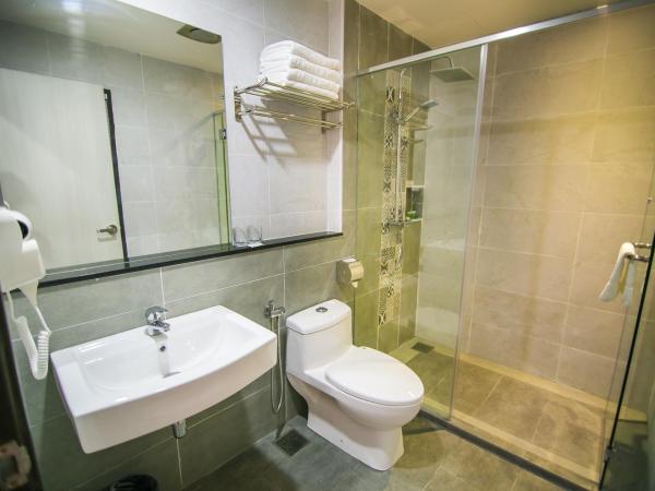 INDRA HOTEL - BOUTIQUE SUITES : photo 5 de la chambre chambre lits jumeaux supérieure