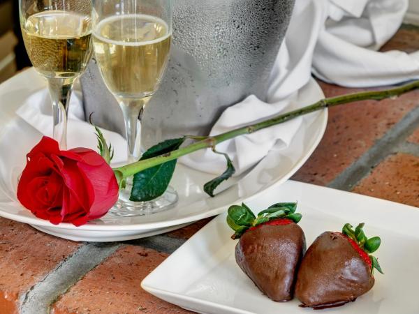 Hillcrest House Bed & Breakfast : photo 2 de la chambre chambre lit queen-size de luxe avec douche